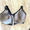 Wacoal  grey and black padded front zip sports  bra Photo 3