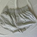 Lululemon Hotty Hot Short 2.5” Photo 2