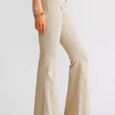 Vervet High Rise Flare Stretch Pant
FLYING MONKEY size 33/34 Photo 2