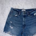 Abercrombie & Fitch  The 4” High Rise Mom Short size 10 / 30 Medium Wash Jean Photo 2