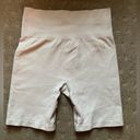 women's best  Active Biker Shorts Photo 2