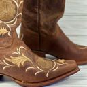 Shyanne  Women’s Western Floral Embroidered Leather Cowgirl Boots Size 7 Photo 4