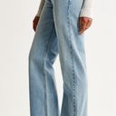 Abercrombie & Fitch  high rise 90s relaxed jeans Photo 1