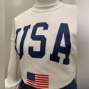 Gildan NWOT  White USA American Flag Patriotic Crewneck Sweater Sweatshirt - M Photo 2