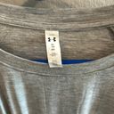 Under Armour Long sleeve Workout Top Photo 2