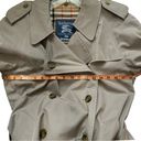 Burberry Vintage  Women’s Beige Tan Trenchcoat Trench Coat size 10R Photo 2