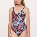 Lululemon Soreline One Piece 6 Photo 0