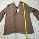 Ro & De  Size L Women's Taupe Long Sleeve V Neck Top Photo 8