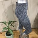 Lane Bryant  High Waisted Gray Space Dye Cropped Leggings Women's Size XL C/D. Photo 3