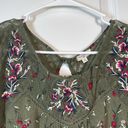 Mason & Belle  Blouse Olive Green 3/4 Sleeve Floral Lace Peasant Top Size Large Photo 3