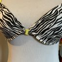 Frederick's of Hollywood  34C Front Clasp Bra  Photo 1