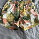 Old Navy Active Shorts Photo 0