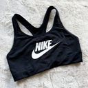 Nike Women’s  Sports Bra size M Photo 0