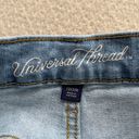 Universal Threads Universal Thread Button Fly Vintage Straight Drake Distressed Jeans Photo 5