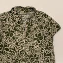 Dress Barn  Floral Button Front Green Beige Tropical Short Sleeve Shirt Size Large Photo 2