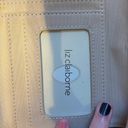 Liz Claiborne Green  wallet with lots of storage Photo 2