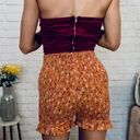 Boutique NEW Ditsy Floral Smocked Shorts Photo 5