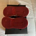 Nike Air Jordan 1 Mid Photo 3