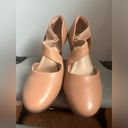 Clarks  Women’s Ambyr Leather Closed Toe Pump in Warm Beige New! Size 7.5 Photo 6