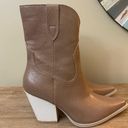 Oasis  Society Western Bootie - Cowgirl Boot NICE Photo 0