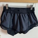 Lululemon Hotty Hot Short 2.5” Photo 2