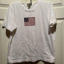 Bill Blass White  American flag tee. Large Photo 0