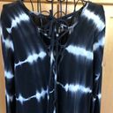 onetheland  black tie dye criss cross tie back Top size medium Photo 4