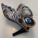 Unisa  Size‎ 8 is very cute 🦓 zebra striped heels. Women's Fashion Photo 10