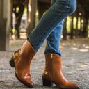 Krass&co NEW Thursday Boot . Sedona Country Star Brown Ankle Zipper Western Booties 7.5 Photo 9