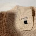 Universal Threads knitted sweater Photo 1