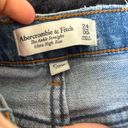 Abercrombie & Fitch  Photo 2