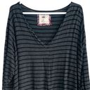 cupio  Striped Vneck Tunic Top 2X Tee Blouse Plus Size Black Grey Gray V-neck Photo 5