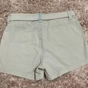 DKNY Vintage Y2K Belted Khaki Shorts Photo 3