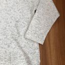 Reebok  Womens White/Gray Quilted Sweatshirt XL Photo 1