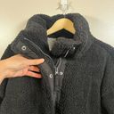 Abercrombie & Fitch  Mini Ultra Puffer Sherpa Fleece Cropped Jacket Size XL Black Photo 7