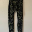 Lululemon Green Camo Leggings Size 8 Photo 2