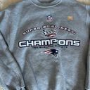 Lee Vintage New England Patriots Super Bowl Crewneck Photo 1