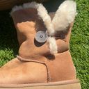 UGG Boots Photo 1