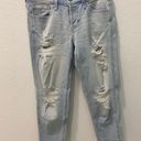 Hollister LOW-RISE RIPPED LIGHT WASH BOYFRIEND JEANS Size 3/26 Photo 1