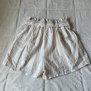 Francesca's Francesca’s Ruffle Shorts Photo 2