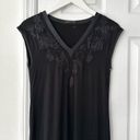 Natori Josie  Black Silk Trim Floral Appliqué Neckline Lounge Essentjals Gown S Photo 10