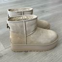 UGG  Classic Mini Platform Boots size US Women’s 10 NWOT Photo 3