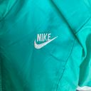 Nike Vintage Windbreaker Jacket Photo 4