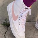 Nike Blazer Mid 77 Shoes Photo 2