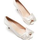 Kate Spade  Ivory Crawford Bow Satin Heels in Size 9 Wedding Shoes Photo 0