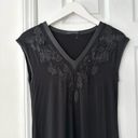 Natori Josie  Black Silk Trim Floral Appliqué Neckline Lounge Essentjals Gown S Photo 7