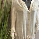 Apt. 9 #112  adjustable sleeve, beige tunic size large Photo 3