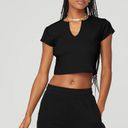 Alo Yoga Black Ribbed Crop Top Photo 3