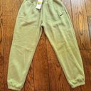 Nike NWT Women's  Fleece High-Waisted Oversized Sweatpants Green Small DQ5887-386 Photo 2