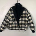 American Eagle  Reversible Women’s Puffer Jacket Black Plaid Size Medium Photo 3